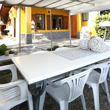 Ferienhaus La Casa Dei Cigni Sul D'orta *